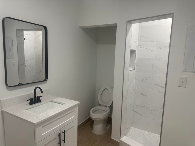 5 of 12 - 148 S Flame Avenue, Pahokee, FL