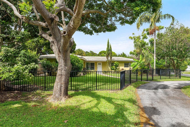 5 of 47 - 857 Nw 8th Avenue, Boynton Beach, FL