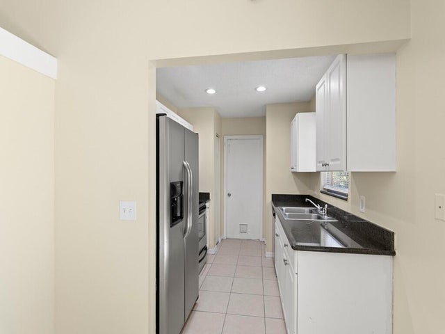3 of 18 - 526 Nw Kingston Street, Port Saint Lucie, FL