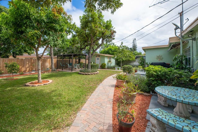 3 of 49 - 249 Ne 43rd Street, Deerfield Beach, FL
