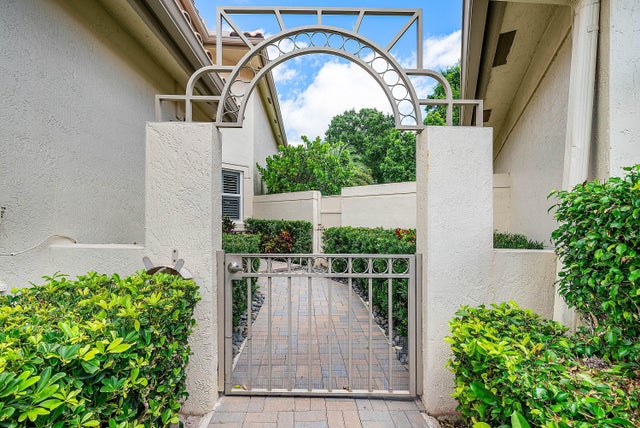4 of 68 - 5338 Nw 26th Circle S, Boca Raton, FL