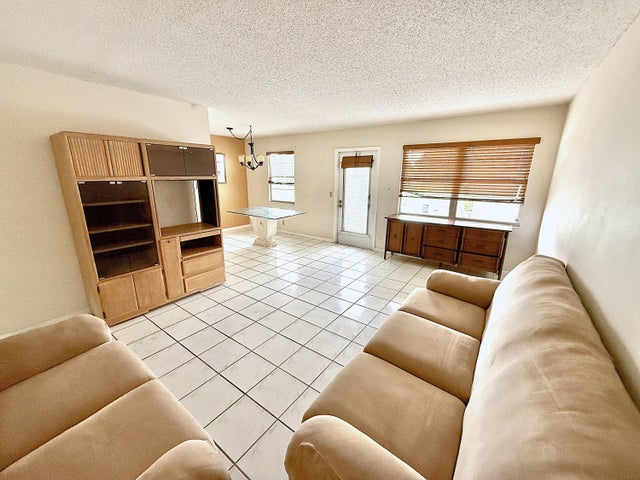 2 of 59 - 2002 Ellsemere A, Deerfield Beach, FL