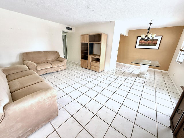 3 of 59 - 2002 Ellsemere A, Deerfield Beach, FL