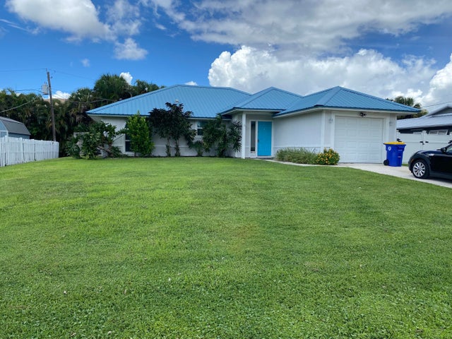 1 of 31 - 3196 Sw Areca Drive, Palm City, FL