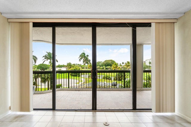 5 of 56 - 1900 Consulate Place #205, West Palm Beach, FL