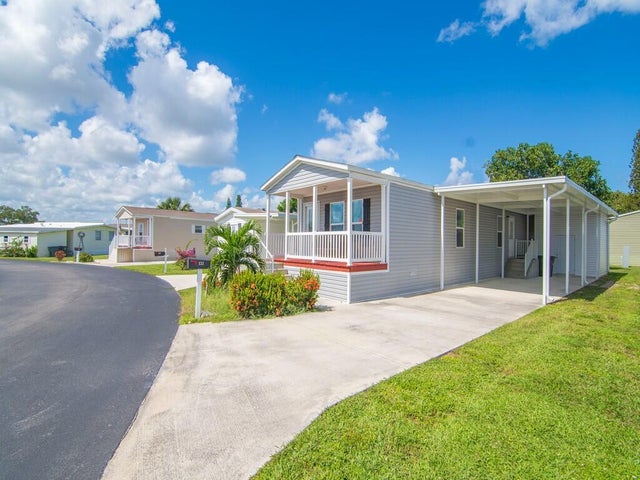 1 of 17 - 121 Sandhill Boulevard, Fort Pierce, FL