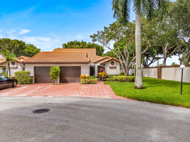 2 of 33 - 6078 Sunny Pointe Circle, Delray Beach, FL