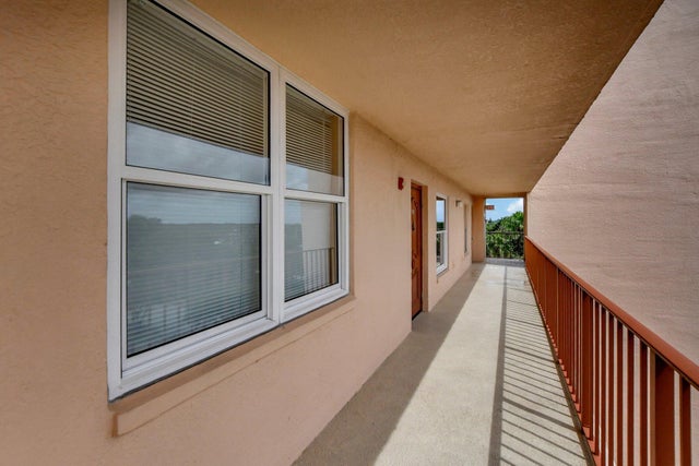 3 of 32 - 14527 Bonaire Boulevard #609, Delray Beach, FL