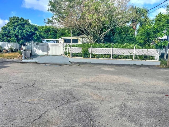 1 of 1 - 9165 High Point Drive, Palm Beach Gardens, FL