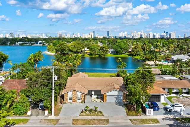 3 of 60 - 18735 Ne 18th Avenue, Miami, FL