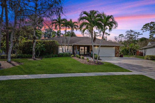 2 of 61 - 135 Saint Davids Way, Wellington, FL