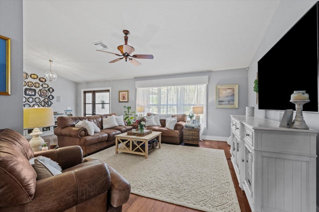 4 of 61 - 135 Saint Davids Way, Wellington, FL