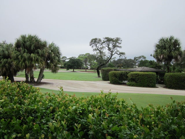 111 Fairview W, Tequesta