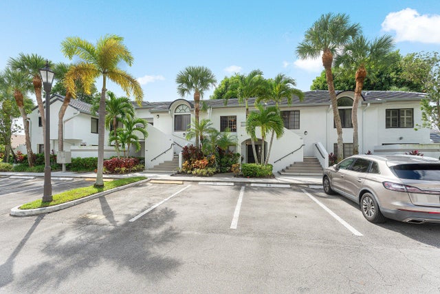 1 of 24 - 7465 N Glendevon Lane N #1207, Delray Beach, FL