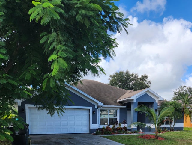 2 of 6 - 2518 Sw Cooper Lane, Port Saint Lucie, FL