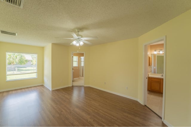 4 of 33 - 2518 Sw Cooper Lane, Port Saint Lucie, FL