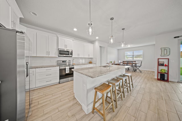 3 of 35 - 2437 Sw Santana Avenue, Port Saint Lucie, FL