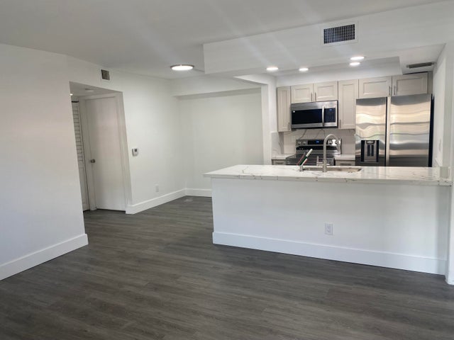 3 of 13 - 9466 Boca Cove Circle #303, Boca Raton, FL