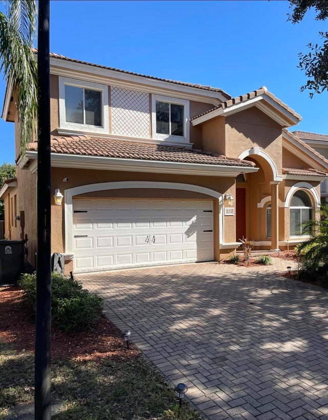 2 of 38 - 870 Gazetta Way, West Palm Beach, FL