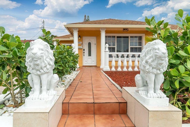 1 of 37 - 951 Green Street, West Palm Beach, FL