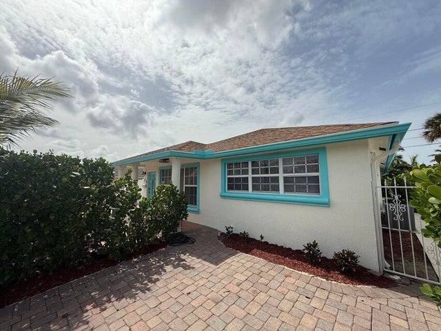 4 of 45 - 951 Green Street, West Palm Beach, FL
