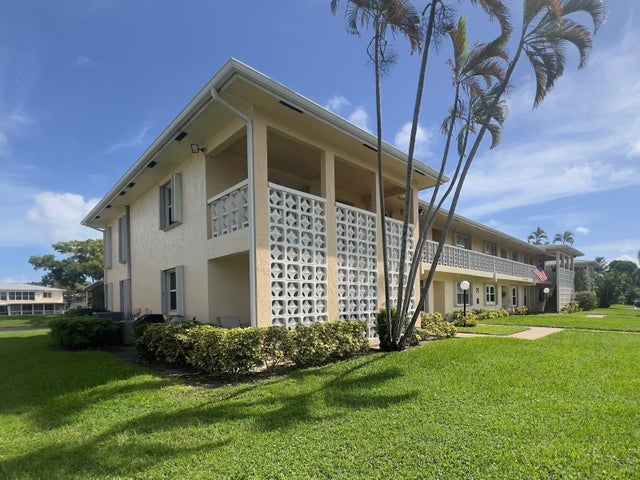 2 of 32 - 1421 Nw 19th Terrace #102, Delray Beach, FL