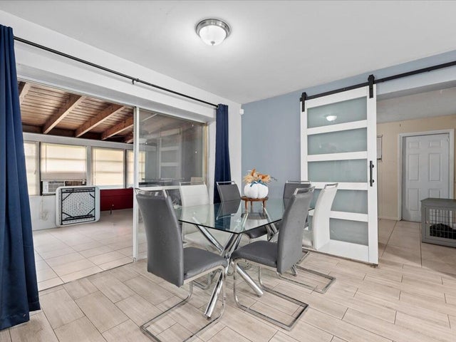 5 of 29 - 421 W 33 Street, West Palm Beach, FL
