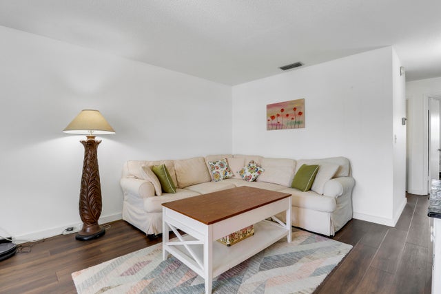 4 of 19 - 2929 Se Ocean Boulevard #1-9, Stuart, FL