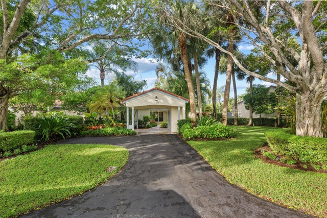 1 of 27 - 2425 Vista Del Prado Drive, Wellington, FL