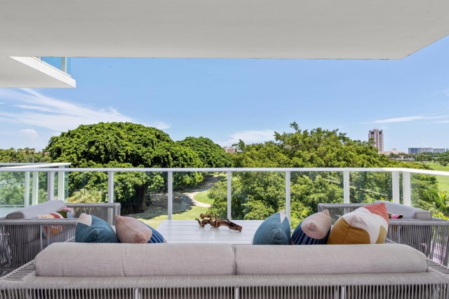 3 of 62 - 200 Se Mizner Boulevard #518, Boca Raton, FL