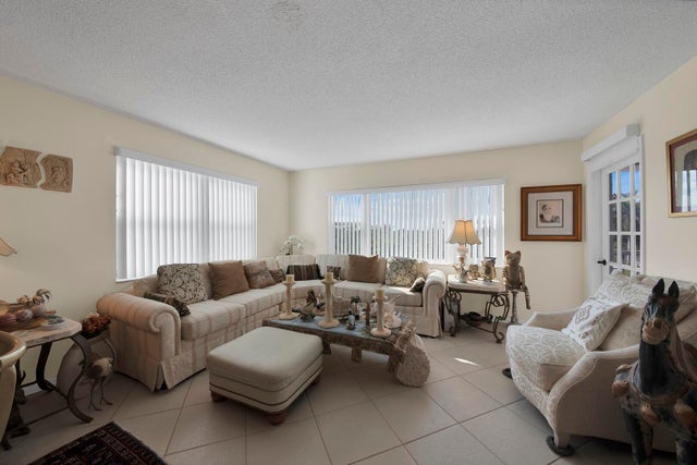 3 of 24 - 1516 S Lakeside Drive #412, Lake Worth Beach, FL