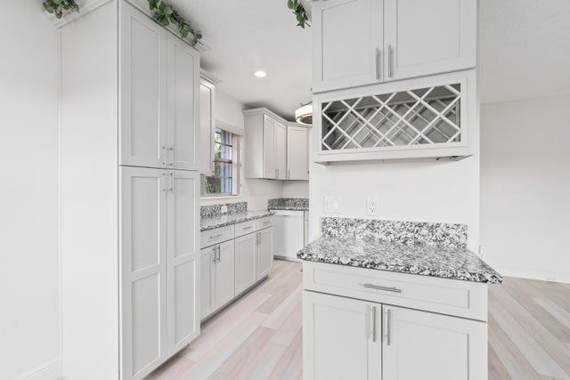 1 of 48 - 2600 Se Ocean Boulevard #z10, Stuart, FL