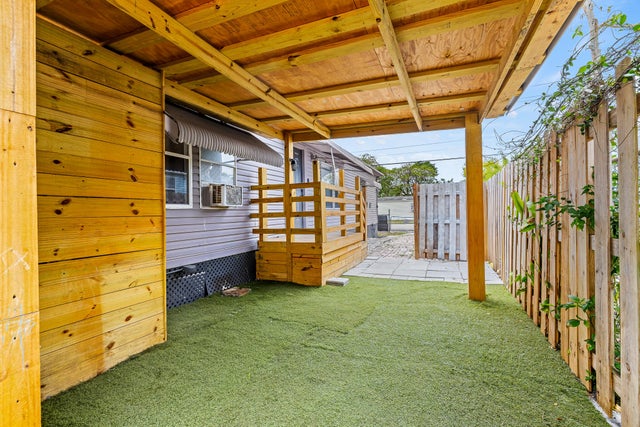 3 of 23 - 10592 Sw Sandalfoot Boulevard, Boca Raton, FL