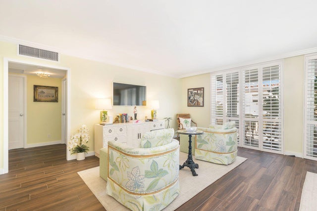 4 of 29 - 170 Chilean Avenue #2d, Palm Beach, FL