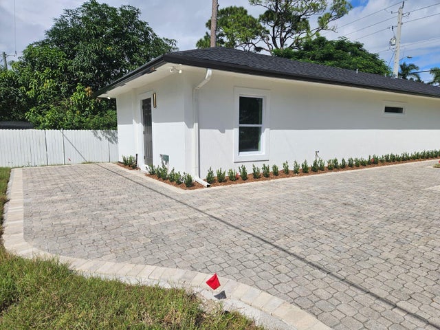 5029 Sunrise Boulevard, Delray Beach