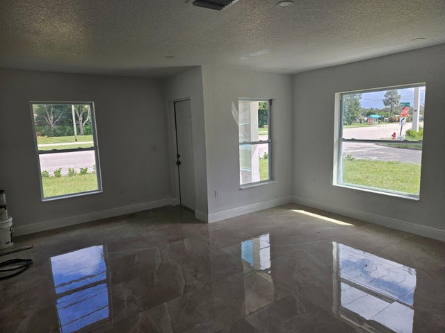 2 of 19 - 5029 Sunrise Boulevard, Delray Beach, FL