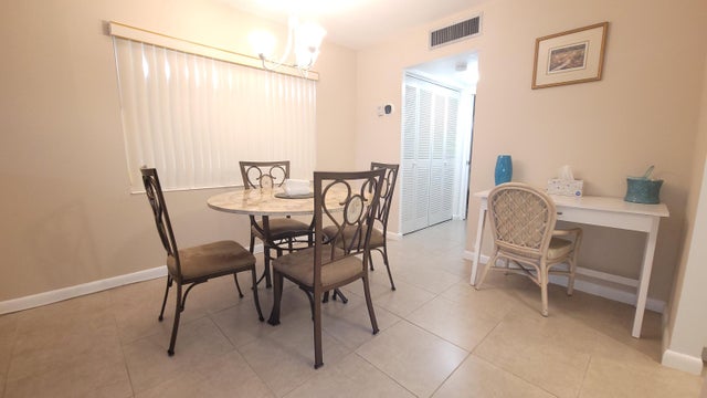 4 of 44 - 201 Coventry I, West Palm Beach, FL