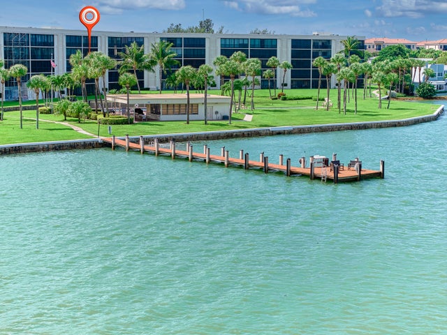 3 of 39 - 200 Intracoastal Place #402, Jupiter, FL