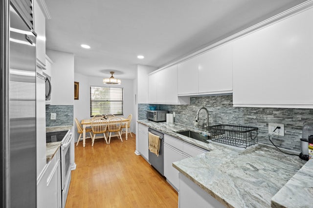 1519 Woodbridge Lakes Circle, West Palm Beach