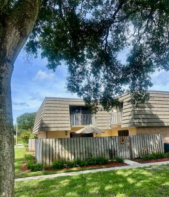 3 of 14 - 325 3rd Way, West Palm Beach, FL