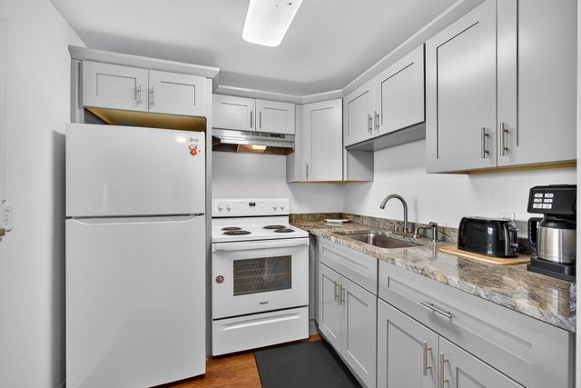 2 of 34 - 413 Southampton A, West Palm Beach, FL