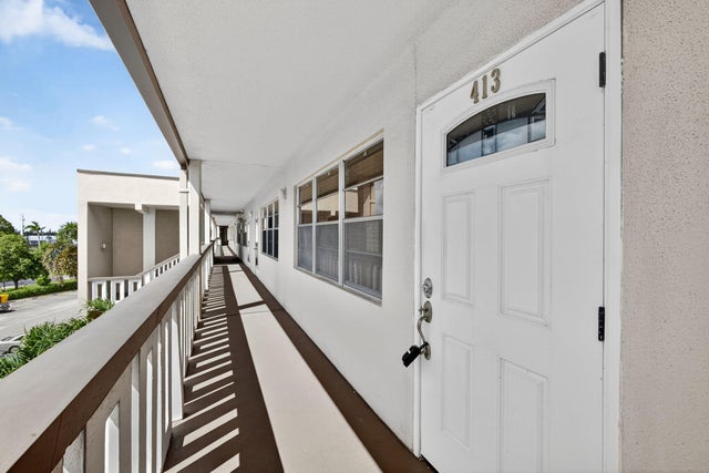 4 of 34 - 413 Southampton A, West Palm Beach, FL