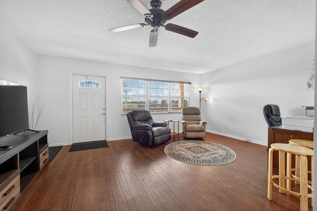 5 of 34 - 413 Southampton A, West Palm Beach, FL