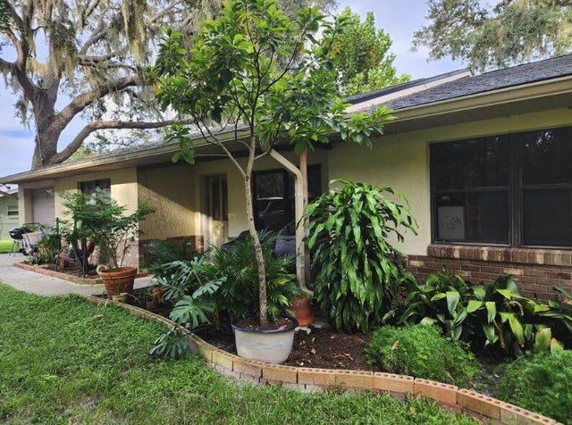 1 of 27 - 2457 S Summerwood Point, Inverness, FL