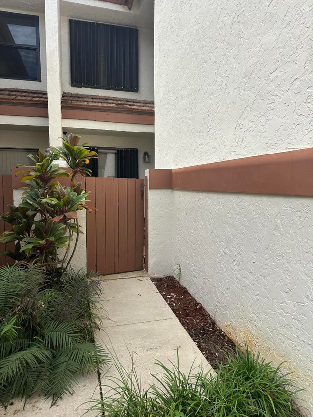 2 of 15 - 12725 Shoreline Drive #6 C, Wellington, FL