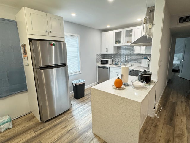 2 of 37 - 812 Burgundy Q, Delray Beach, FL