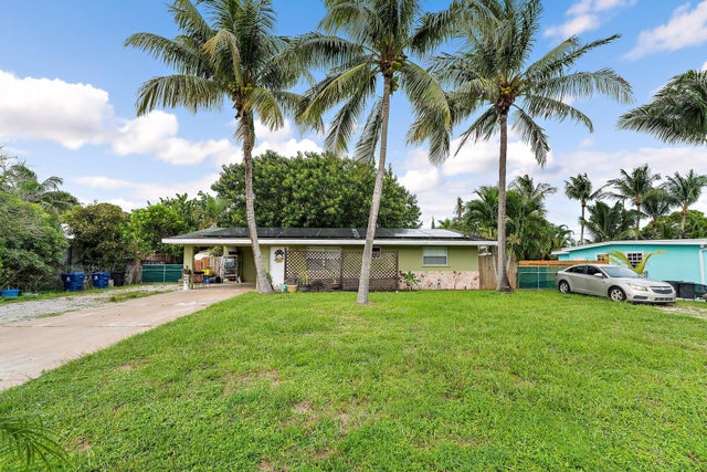 2 of 30 - 1007 Pottawatomie Street, Jupiter, FL