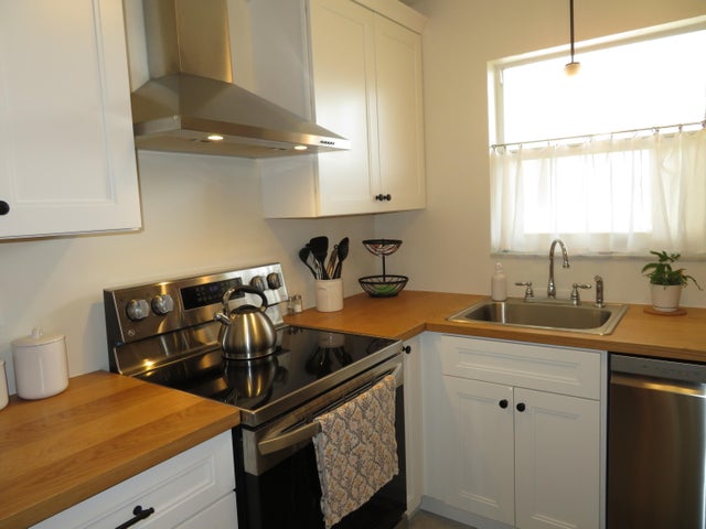 1 of 33 - 709 Lori Drive #211, Palm Springs, FL