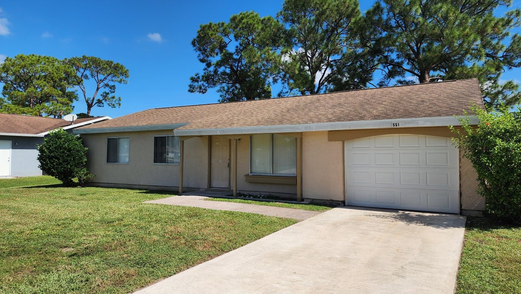 651 Nw Sharpe St, Port Saint Lucie