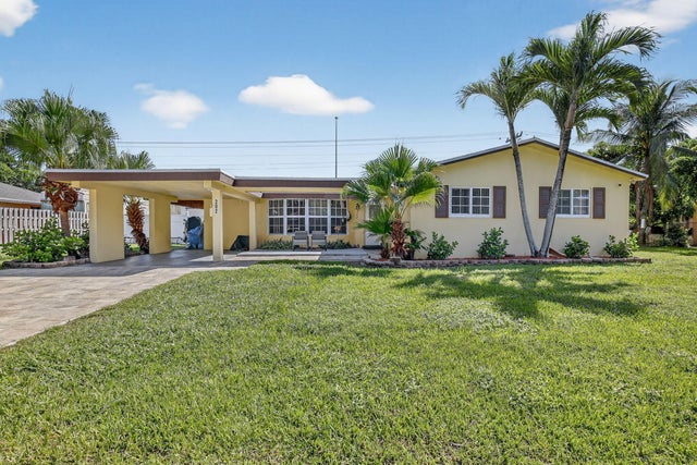 1 of 38 - 202 Sw 52nd Avenue, Plantation, FL
